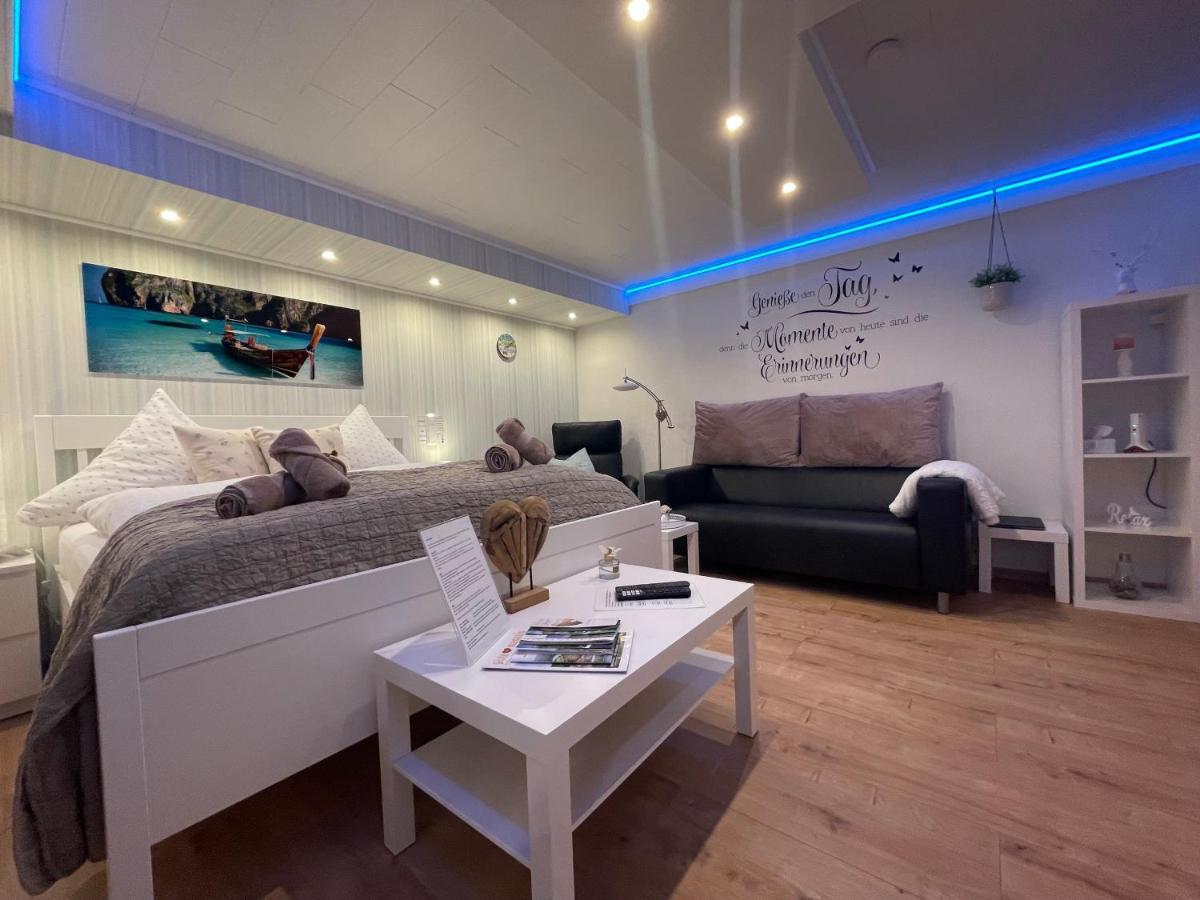 Moderne Ferienwohnung Zur Schlosshöhe Lieser Exterior foto