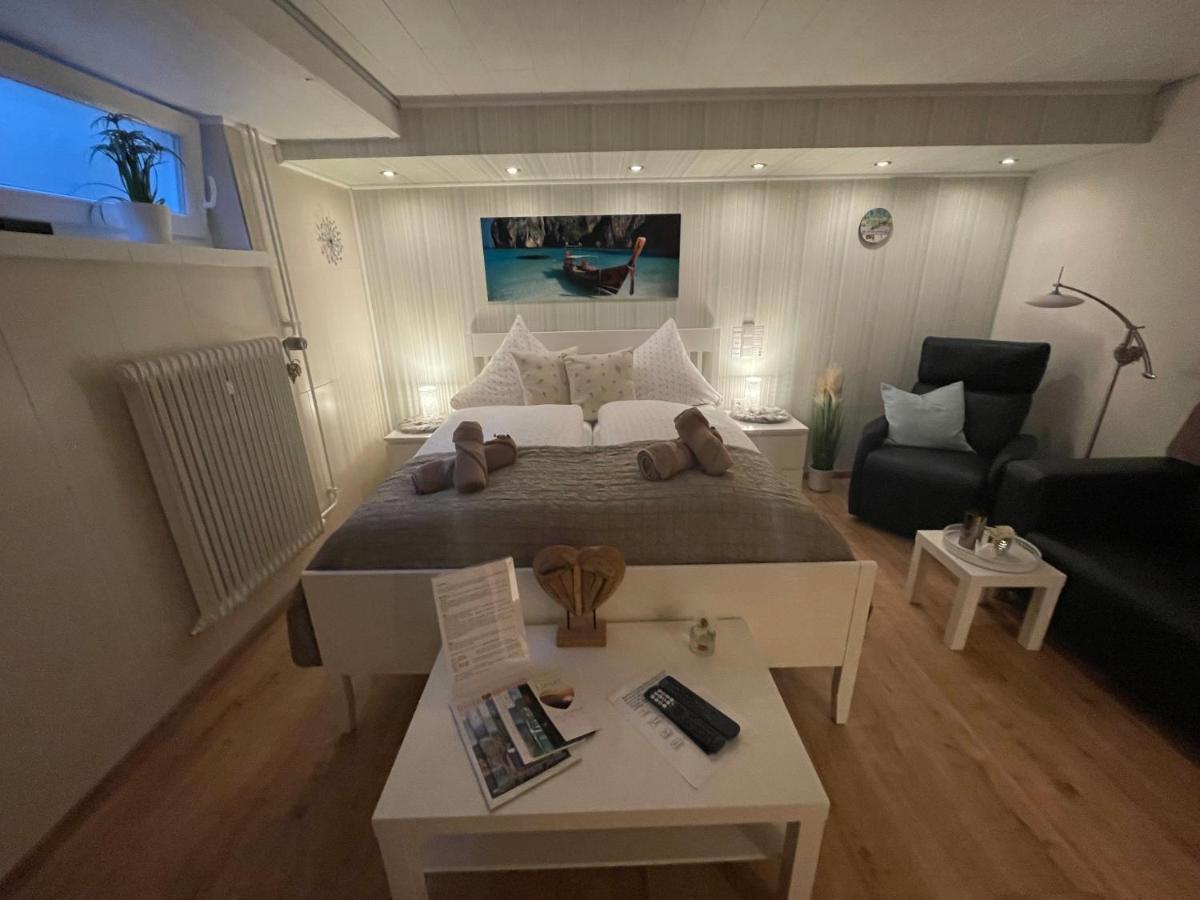 Moderne Ferienwohnung Zur Schlosshöhe Lieser Exterior foto