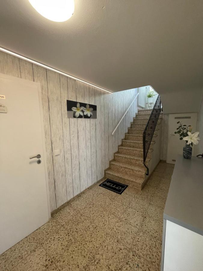 Moderne Ferienwohnung Zur Schlosshöhe Lieser Exterior foto