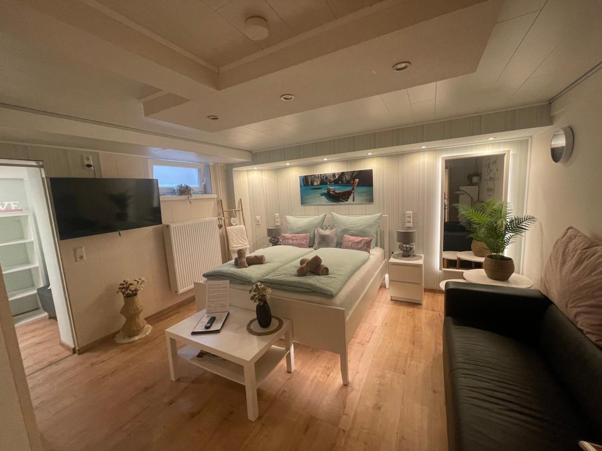 Moderne Ferienwohnung Zur Schlosshöhe Lieser Exterior foto