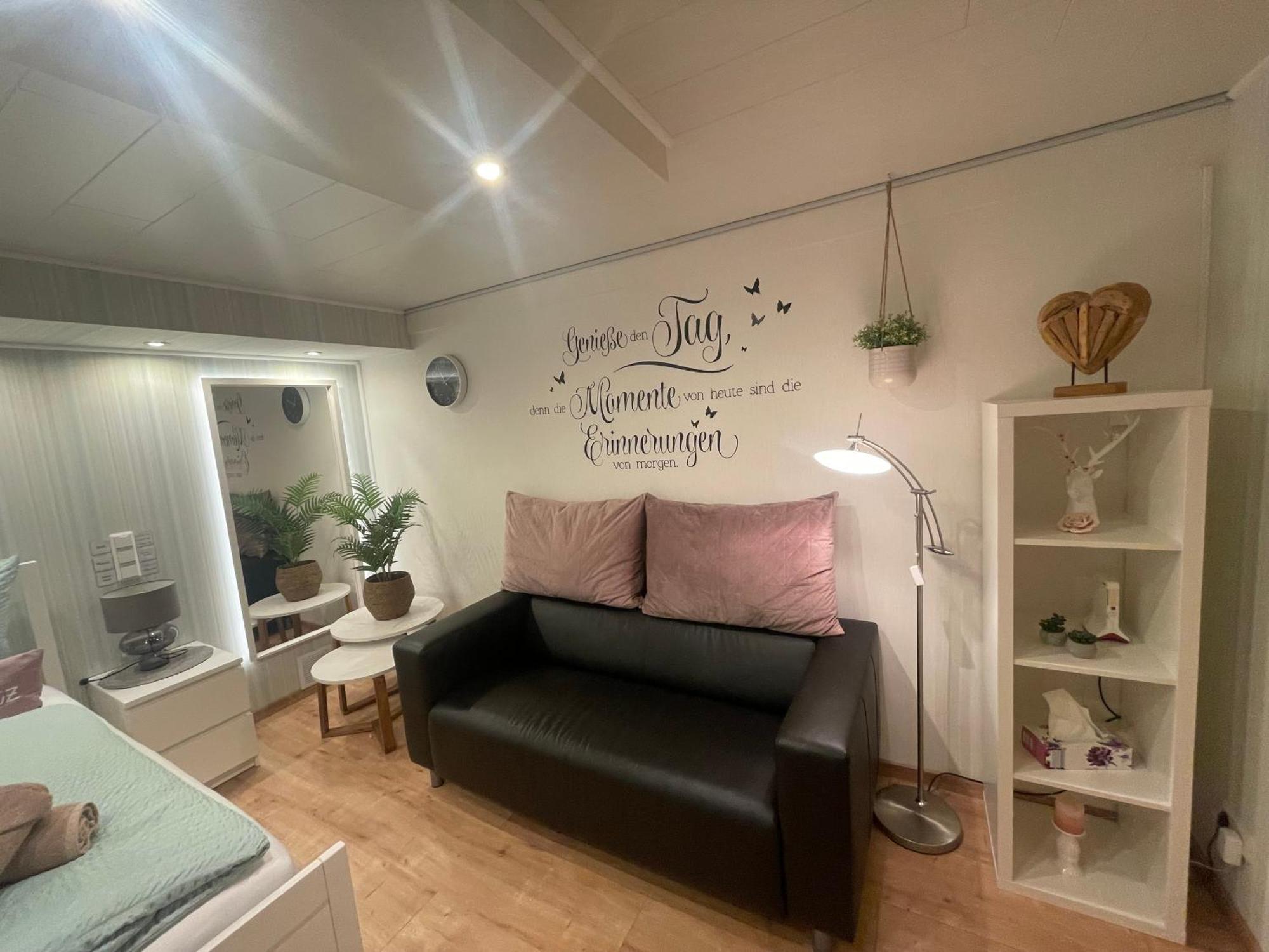 Moderne Ferienwohnung Zur Schlosshöhe Lieser Exterior foto